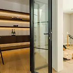 Unique & Luxurious With Heated Pool, Gym & C 펜션 말라가