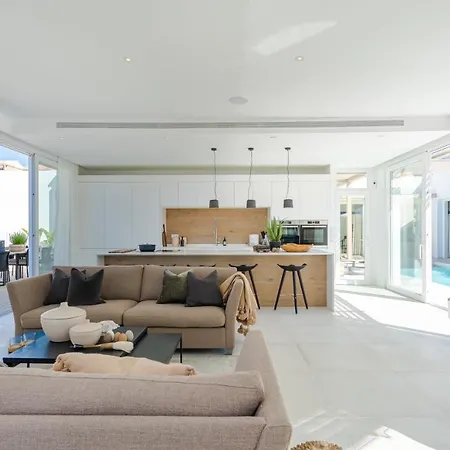 Unique & Luxurious With Heated Pool, Gym & C * Malaga