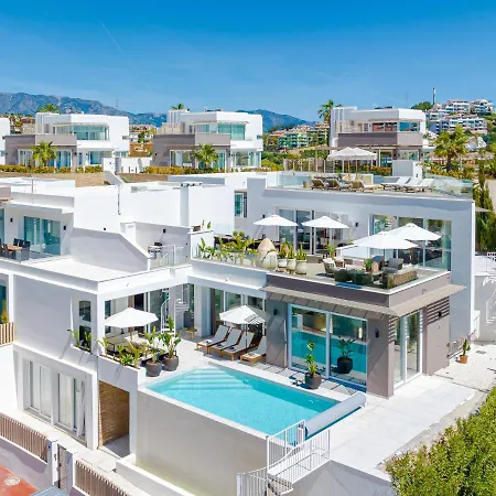 Unique & Luxurious With Heated Pool, Gym & C * Malaga