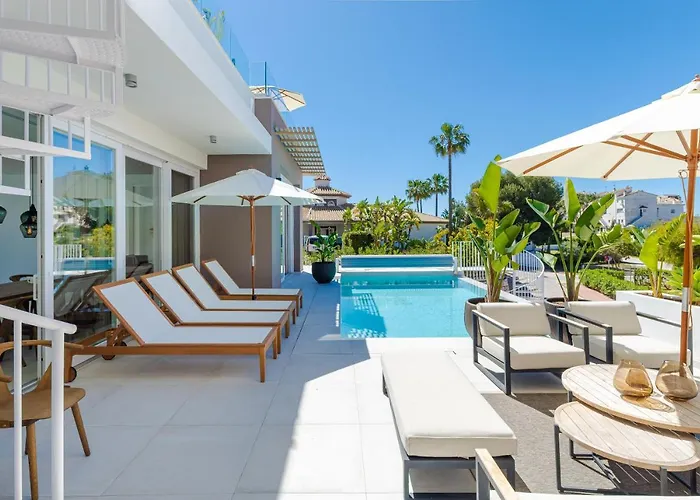 펜션 Unique & Luxurious With Heated Pool, Gym & C